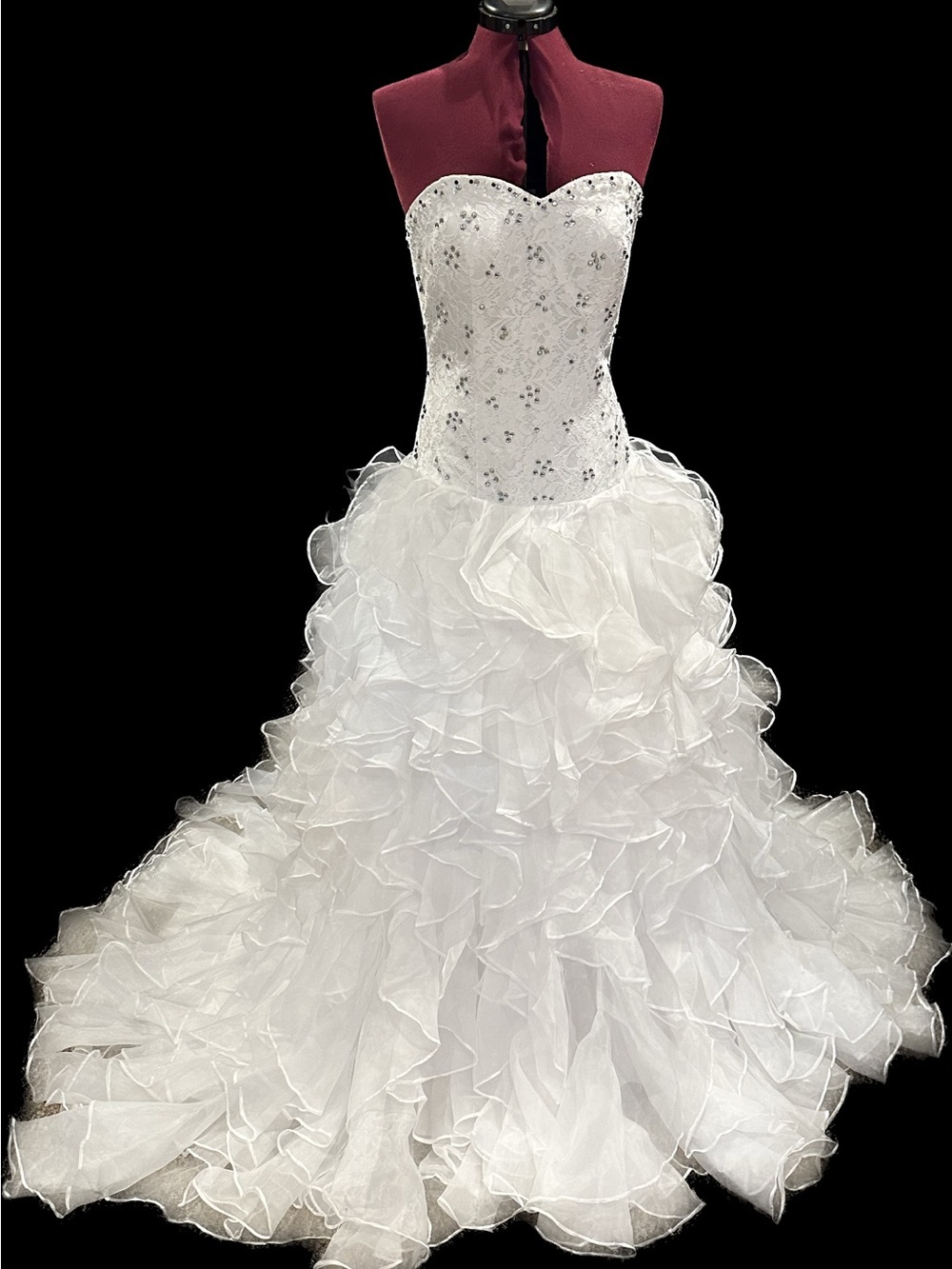 Elegant White Ruffled Ball Gown Wedding Dress